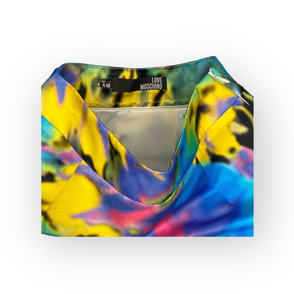new Love Moschino ❤︎ Time Warp Psychedelic Tie Dye Print Mini Skirt ❤︎ Size 4 - Picture 5 of 17